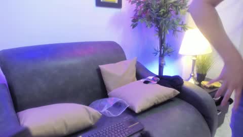 ximenasalazar online show from December 24, 2024, 10:33 am