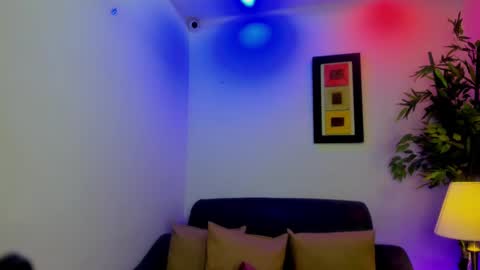 ximenasalazar online show from March 4, 2025, 10:57 am