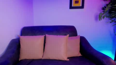 ximenasalazar online show from March 7, 2025, 11:07 am