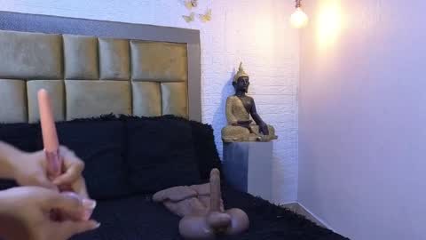 ximena online show from December 27, 2024, 9:39 am