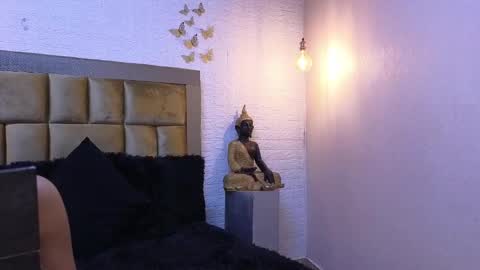 ximena online show from January 12, 2025, 8:14 am