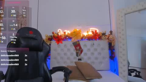 xiomara_cortes online show from December 20, 2024, 10:32 pm