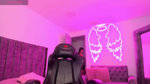 Snapshot of xiomara_cortes chatting on October 2, 2025, 7:43 pm xiomara_cortes online show from October 2, 2025, 7:43 pm