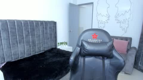 Snapshot of xiomara_cortes chatting on October 13, 2025, 7:14 pm xiomara_cortes online show from October 13, 2025, 7:14 pm