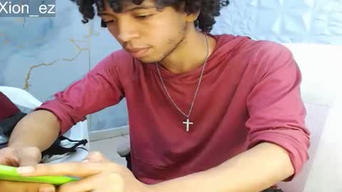 Snapshot of xion_ez chatting on May 24, 2026, 2:55 pm xion_ez online show from May 24, 2026, 2:55 pm