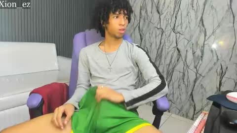 Snapshot of xion_ez chatting on May 26, 2026, 9:11 pm xion_ez online show from May 26, 2026, 9:11 pm