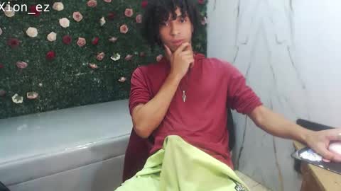 Snapshot of xion_ez chatting on May 27, 2026, 9:01 pm xion_ez online show from May 27, 2026, 9:01 pm