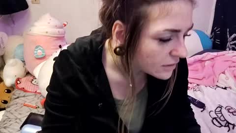 xkittymeowz online show from May 2, 2026, 7:41 pm