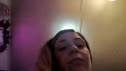 xkittymeowz online show from May 19, 2026, 3:46 am