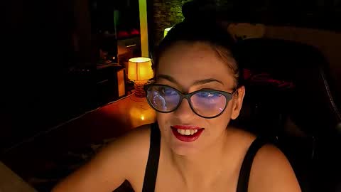 Lara online show from January 10, 2026, 9:52 pm