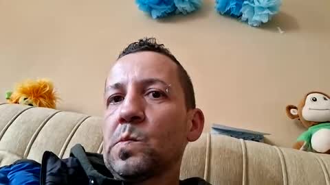Snapshot of xleonardox88 chatting on April 3, 2026, 1:31 pm xleonardox88 online show from April 3, 2026, 1:31 pm