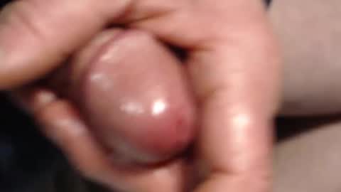 xloadzzz online show from December 23, 2025, 6:33 am