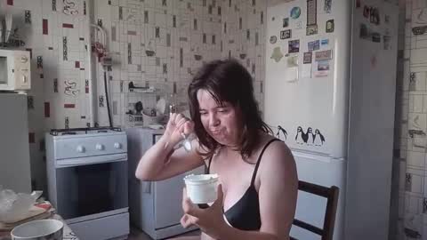 Snapshot of xlunasexyx chatting on September 22, 2025, 4:47 am Luna online show from September 22, 2025, 4:47 am