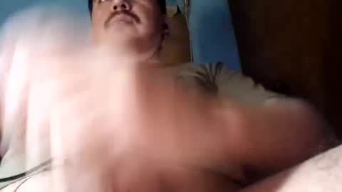 xmarcos30 online show from February 12, 2026, 7:58 am