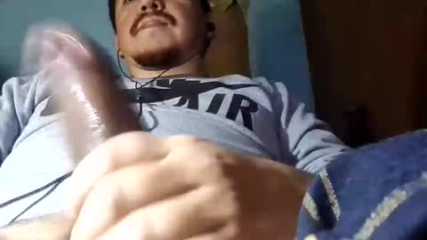 xmarcos30 online show from May 10, 2026, 7:13 am