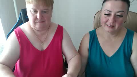 XMollyJaneX online show from September 13, 2025, 11:21 am