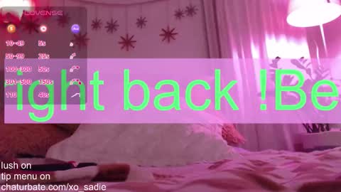 Xo Sadie online show from November 24, 2025, 7:41 am