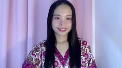 Snapshot of xo_worth_it chatting on June 14, 2026, 6:32 pm nathalie online show from June 14, 2026, 6:32 pm