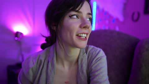 Bella Bondai online show from January 30, 2025, 11:22 am