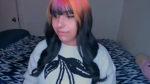 Rae  online show from February 19, 2025, 3:39 am