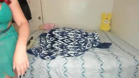 Rae  online show from April 7, 2026, 2:45 am