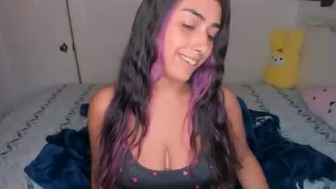 Snapshot of xocurvyrae chatting on June 12, 2026, 8:30 pm Rae online show from June 12, 2026, 8:30 pm