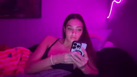 Harper  online show from November 27, 2025, 1:18 am