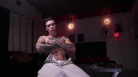   online show from October 5, 2025, 11:35 pm