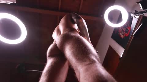   online show from November 14, 2025, 5:17 am