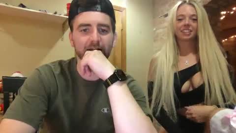 Snapshot of xoprincesspeachxo chatting on September 30, 2025, 12:04 am xoprincesspeachxo online show from September 30, 2025, 12:04 am