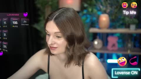 xoxo_molly online show from November 3, 2025, 8:21 pm