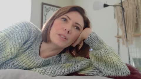 xpbunni online show from February 8, 2026, 3:04 pm