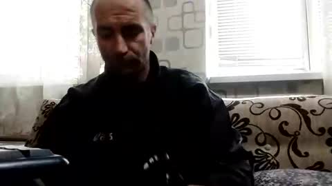 Snapshot of xploid1982 chatting on March 15, 2026, 10:43 am xploid1982 online show from March 15, 2026, 10:43 am