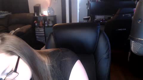 Snapshot of xqueenkendrax chatting on February 18, 2025, 10:25 pm xqueenkendrax online show from February 18, 2025, 10:25 pm