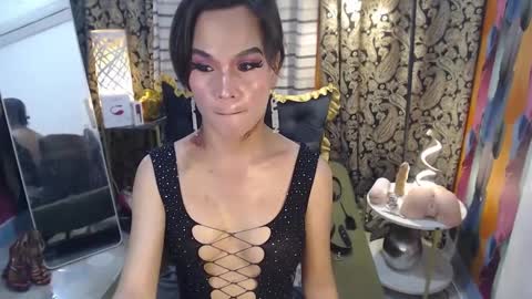 address me as QUEEN  NINA  A Little Bit  of ANGELIC FACE with a Wild Demonic Side online show from January 17, 2025, 12:53 am