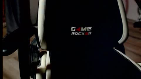 Snapshot of xrockbrox chatting on October 21, 2025, 8:37 am xrockbrox online show from October 21, 2025, 8:37 am