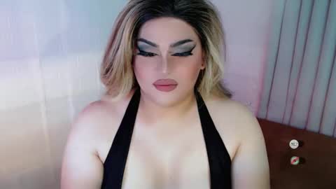 xsabbylicious69 online show from October 25, 2025, 9:53 pm