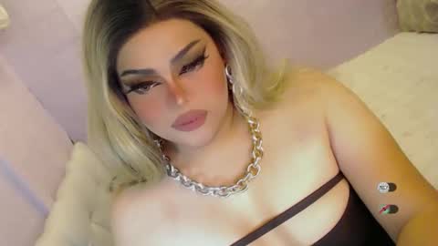 xsabbylicious69 online show from January 14, 2026, 1:22 am