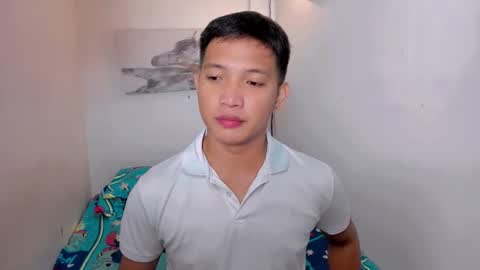 xsebastian19 online show from September 17, 2025, 4:52 pm