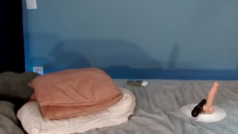 AnnaMaee online show from December 20, 2024, 3:36 am