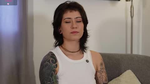 Blue online show from March 11, 2026, 7:31 pm