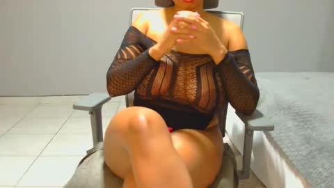 spykeXtee online show from April 25, 2026, 6:05 am