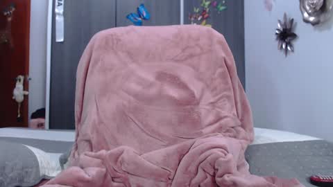 xtalianahotx online show from December 23, 2024, 5:28 am