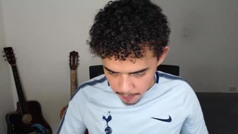 xtranherr online show from November 5, 2025, 1:49 am