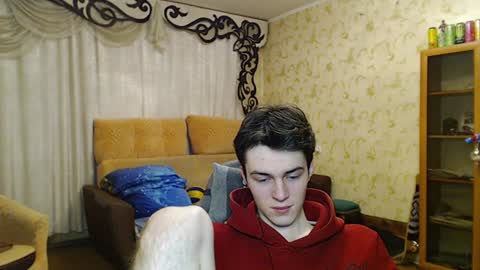 traqqq online show from December 20, 2024, 9:28 pm