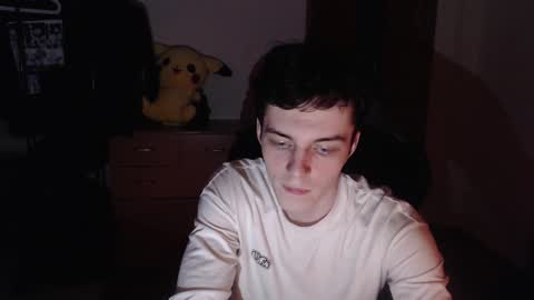 traqqq online show from February 15, 2025, 2:37 am