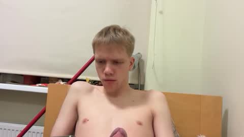 xtraxxlucas online show from November 12, 2025, 5:46 pm