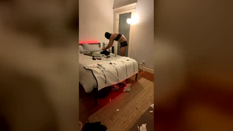 xundera online show from February 7, 2026, 2:10 pm