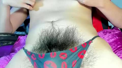 Hairy Queen Valentina online show from January 7, 2025, 1:14 pm