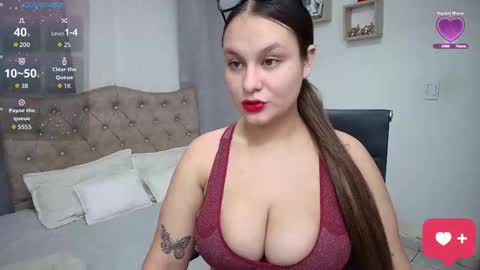 Snapshot of xvaleria_gomezx chatting on November 12, 2025, 3:45 pm Valeria online show from November 12, 2025, 3:45 pm